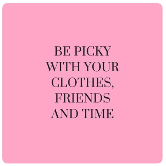 Meet your Posher, Nance 🗽❤️🌴 - Picture 2 of 4