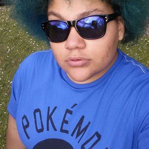 Meet your Posher, Ebony