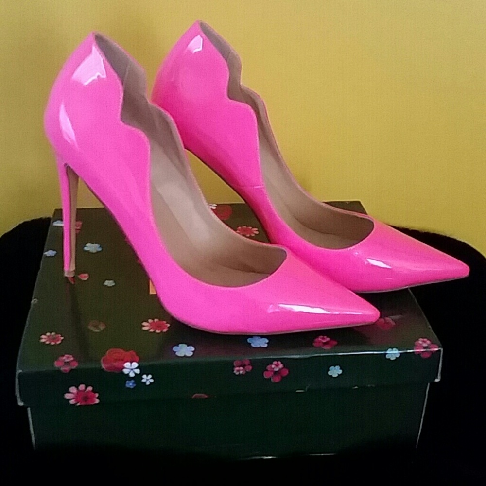 Neon Pink Stilleto Pumps