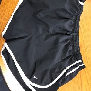 Nike navy tempo shorts XL