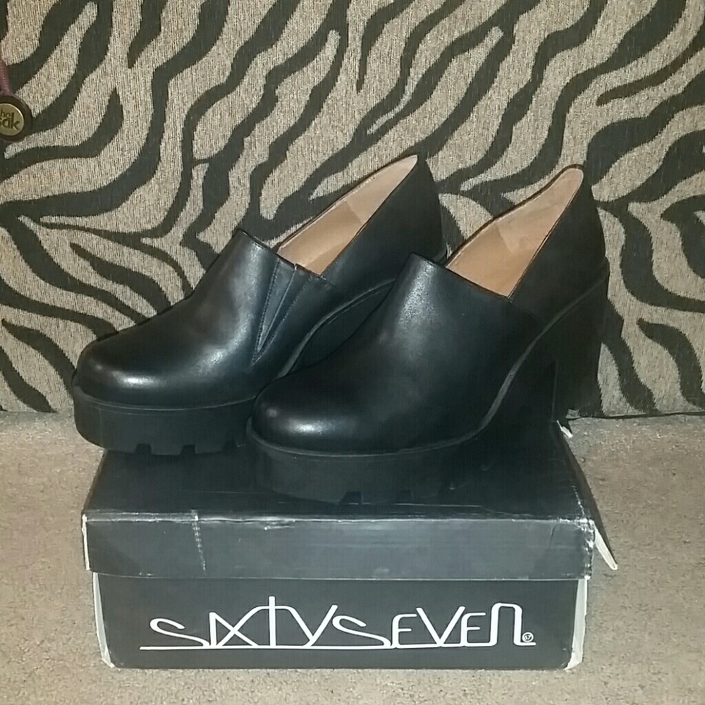 Brand new! Sixty seven leather chunky heel shoes