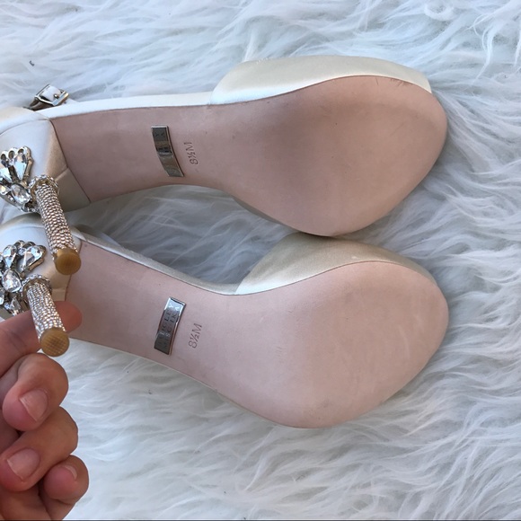 BADGLEY MISCHKA AUTHENTIC CRYSTAL PUMPS SZ 8.5 - Picture 6 of 8