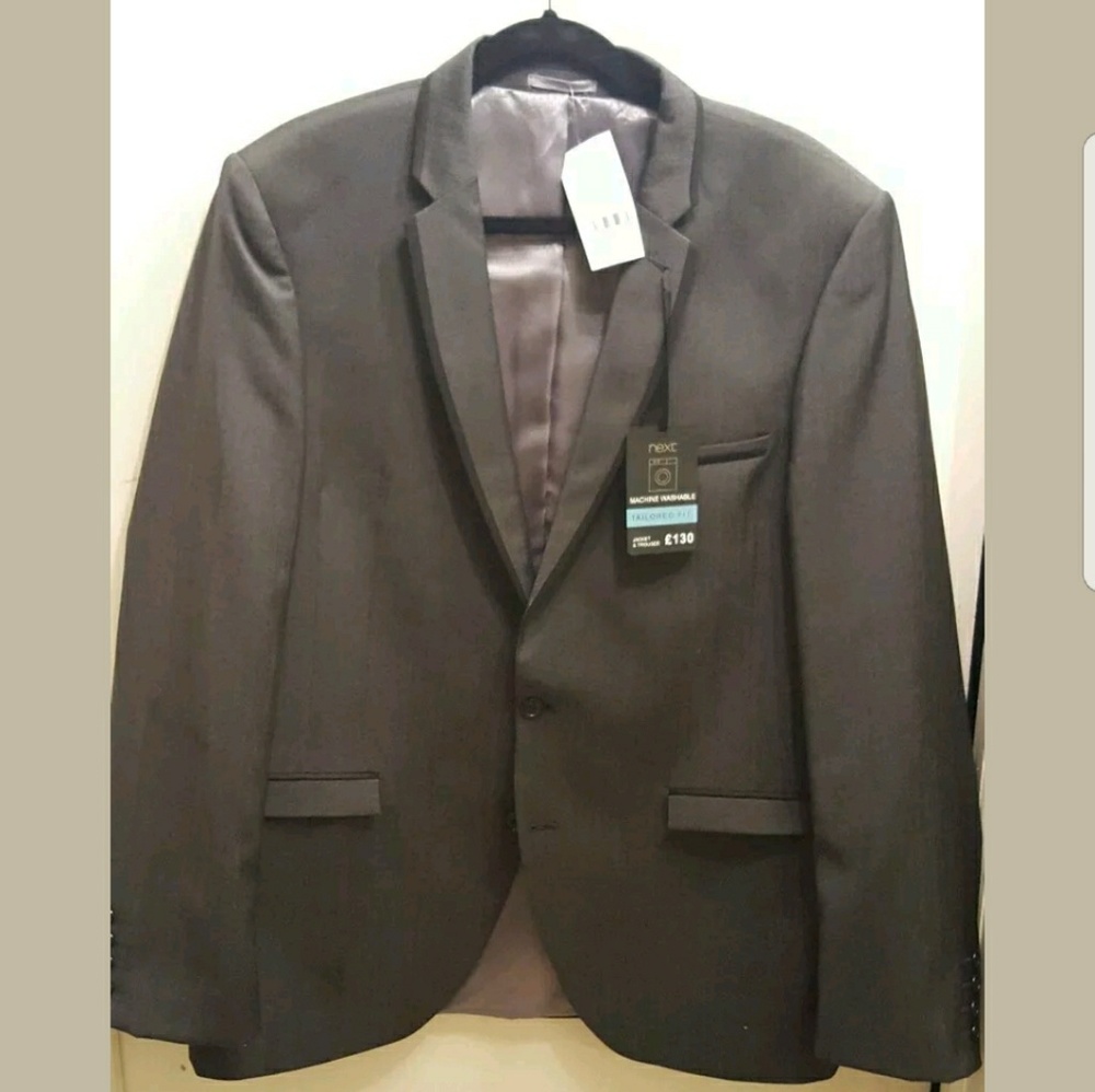 Beautiful Next brand tailored fit blazer