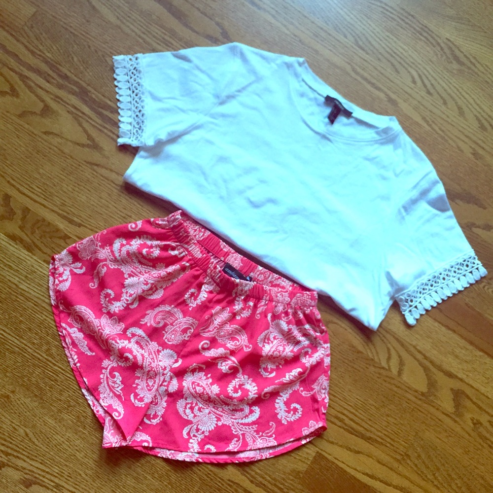 Pink Paisley Flowy Tulip Hem Shorts