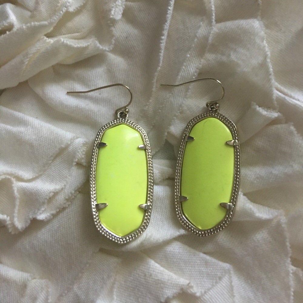 HIGHLIGHT KENDRA SCOTT EARRINGS