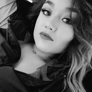 Meet your Posher, Isabel