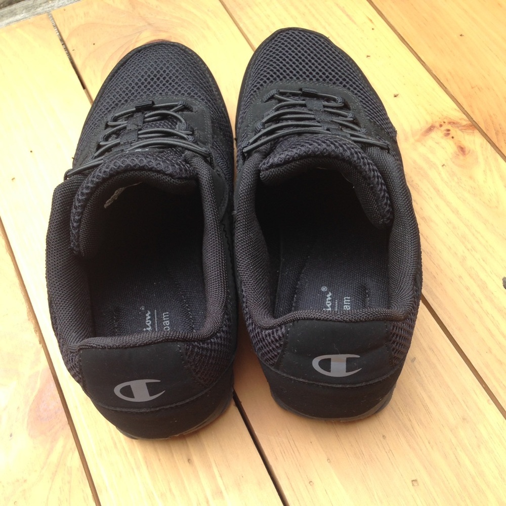 Sold! Champion Memory Foam 10w Slip on - Picture 3 of 5