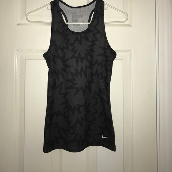 Rarely worn Nike dri-fit, slim-fit raceback - Picture 1 of 4