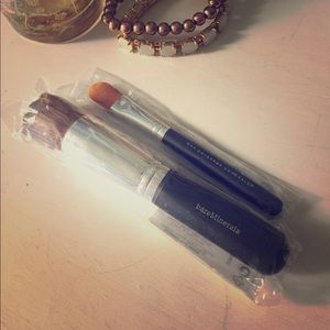 Bare Minerals makeup brushes (new)
