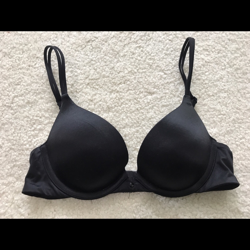 Victoria's Secret Very Sexy Push-Up Bra 32A