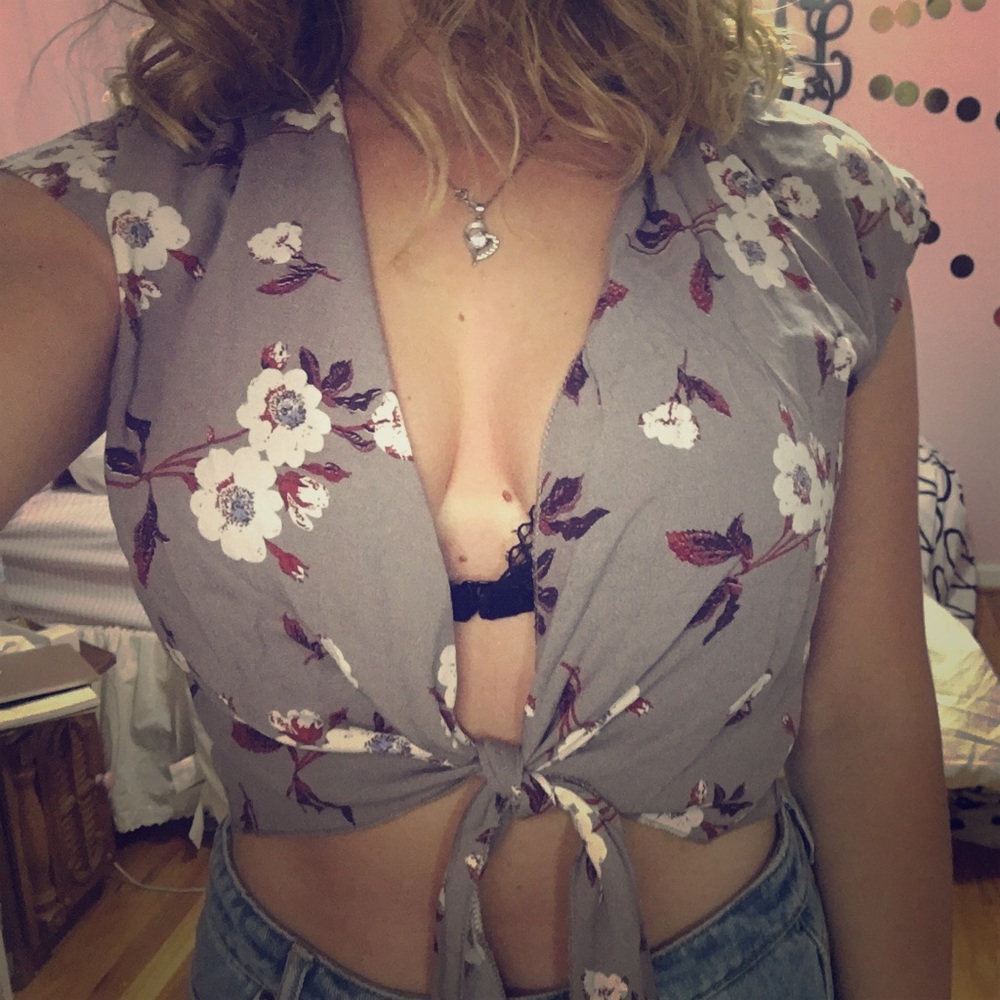 NWT Tie Front Cherry Blossom Crop Top