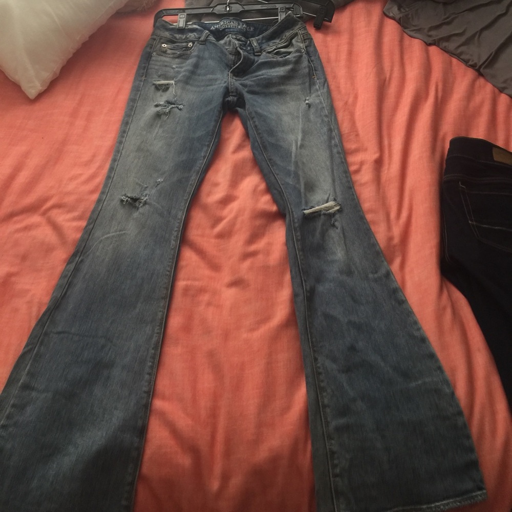American eagle artist style jeans