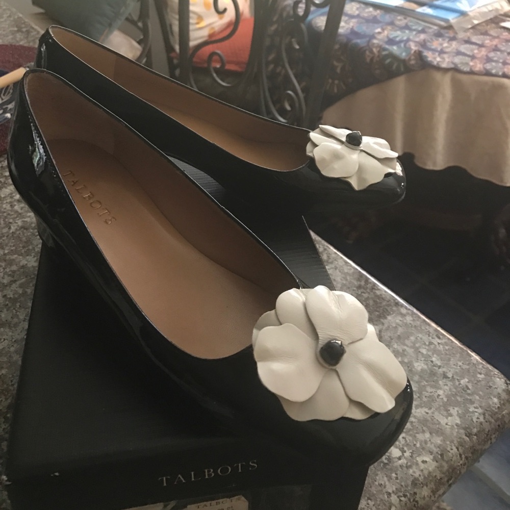 Price ⬇️Drop😊Never worn Talbots New