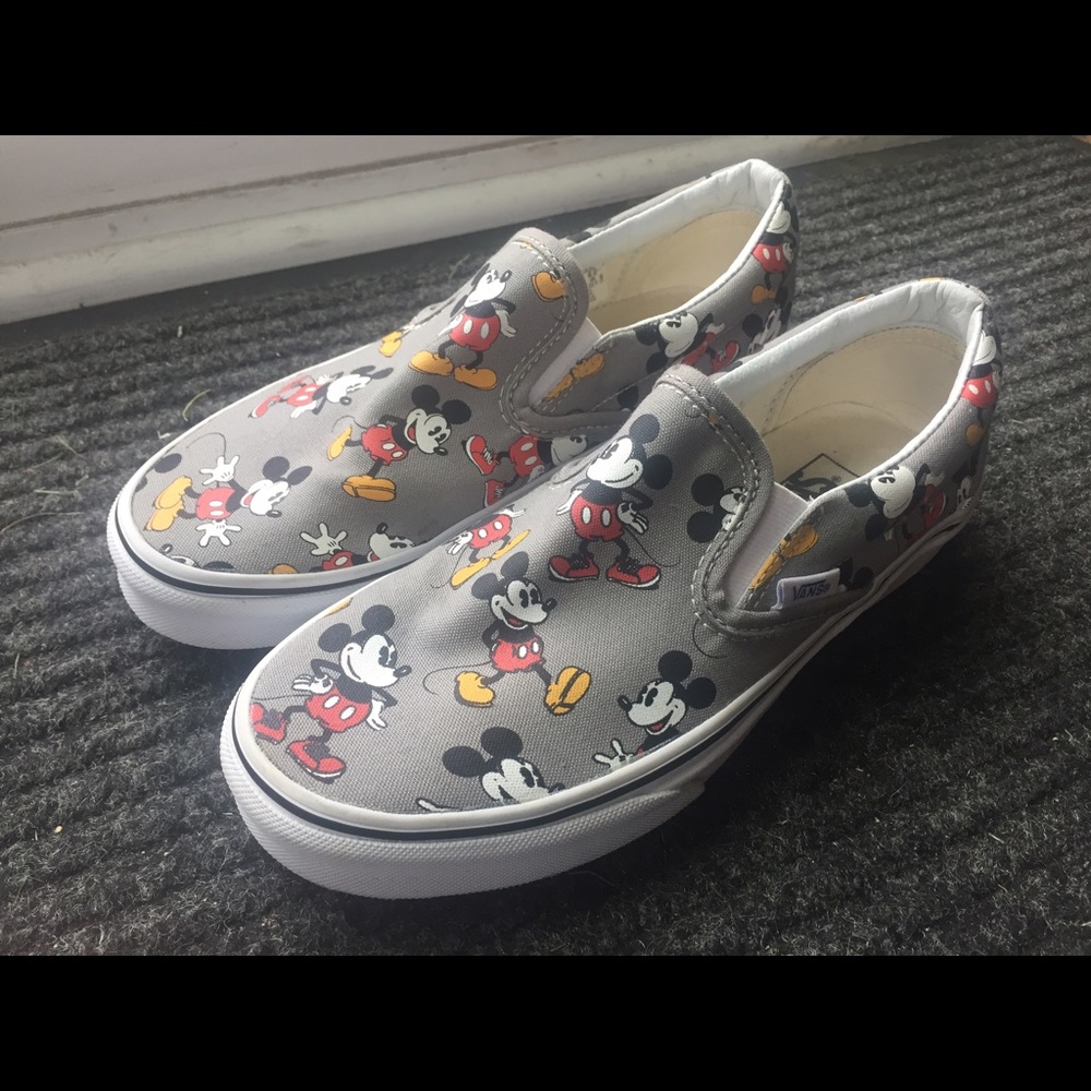 Disney Mickey Vans. Women's size 6, men's 4.5.