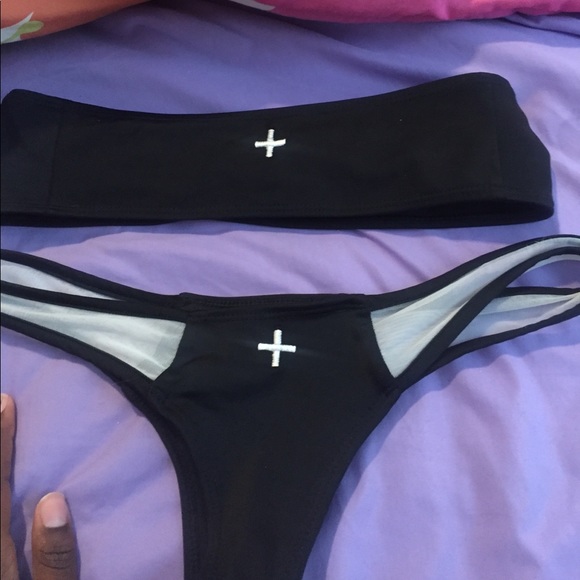 Coulbourne Swim - Coulbourne black Brooklyn set Coulbourne Swim - Coulbourne black Brooklyn set