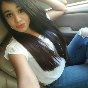 Meet your Posher, Aracely