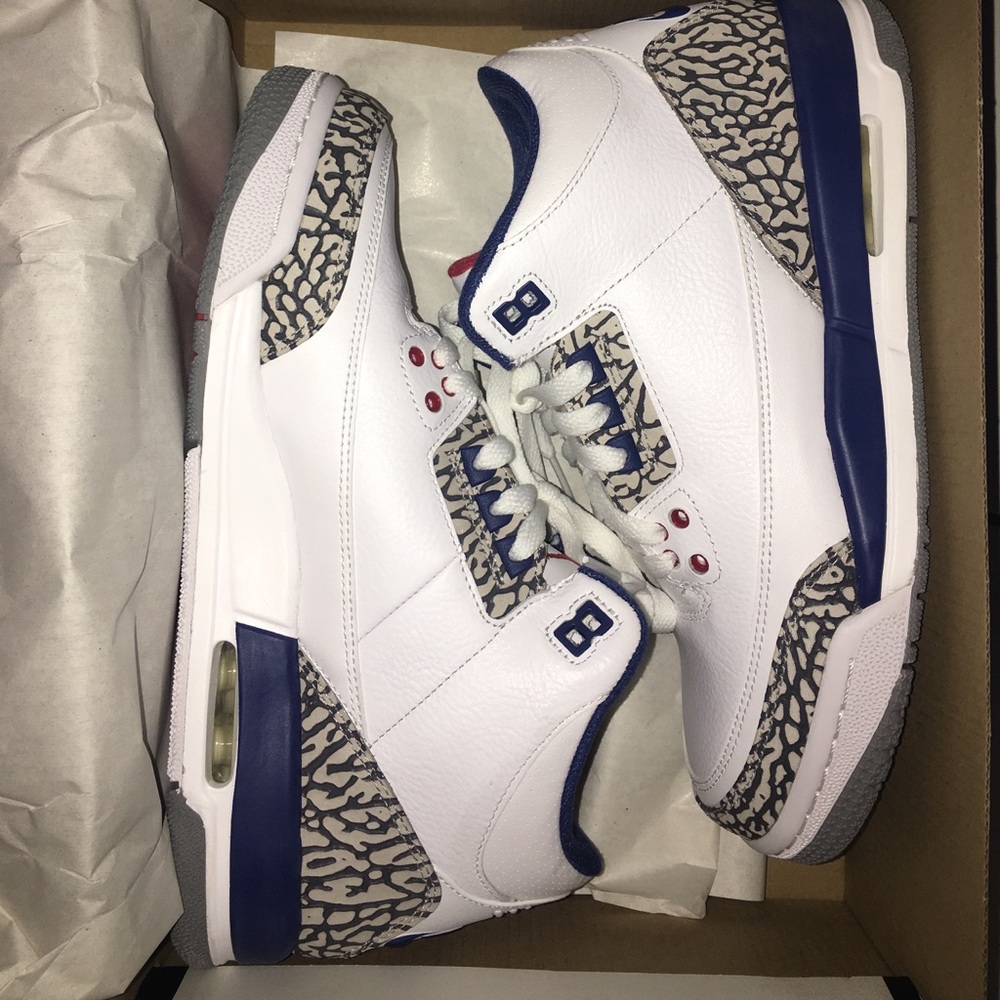 Jordan retro 3 true blue