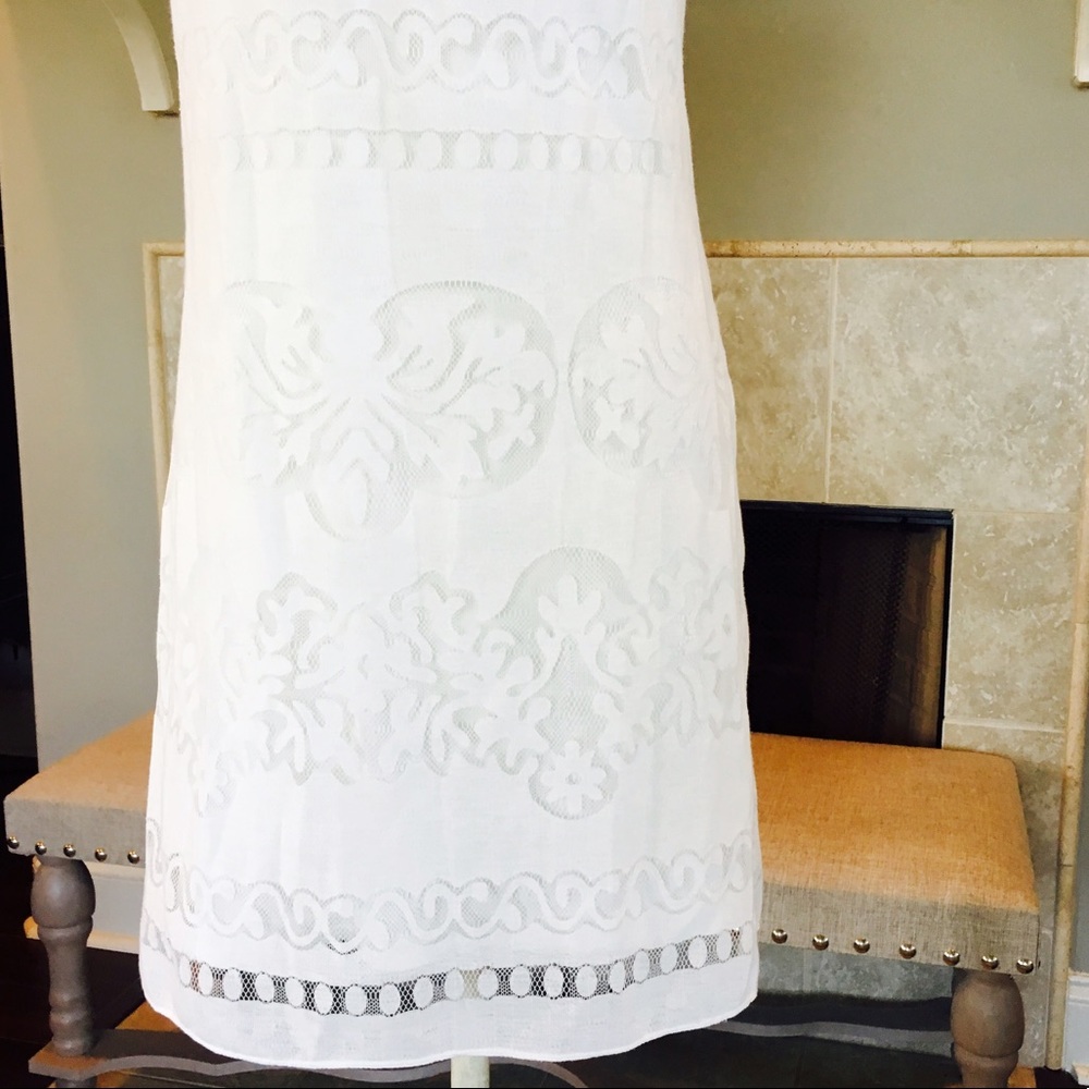 ✨HP✨ Max Studio White Lace & sheer accent dress - Picture 3 of 7