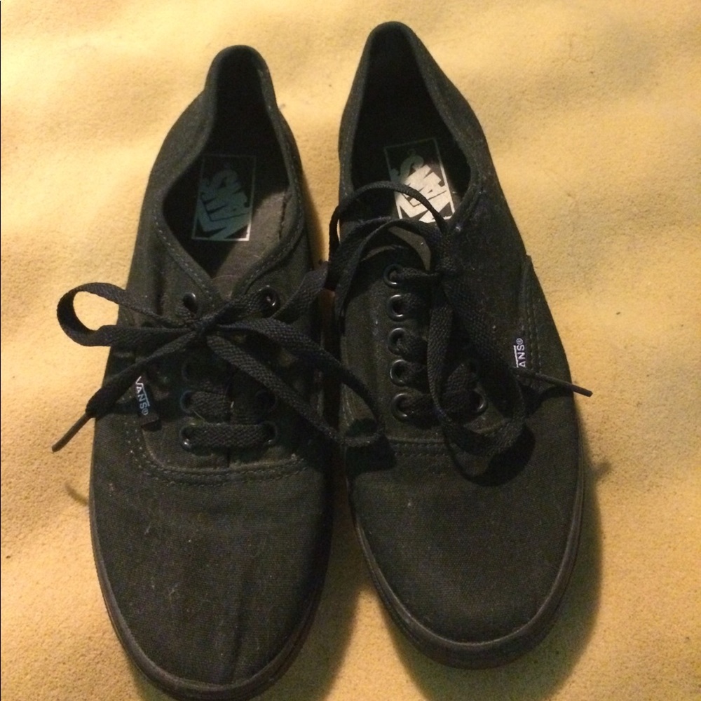 Worn once!! All black Vans!