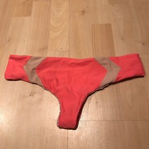 NEW Acacia bottoms medium