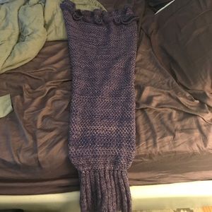 Purple mermaid blanket