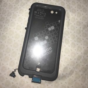 iPhone 6 Lifeproof Charging Case
