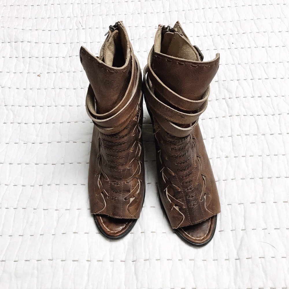 ✨FLASH SALE✨ Freebird Booties With Peep Toe