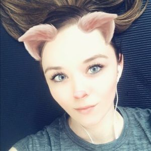 Meet your Posher, Veronica