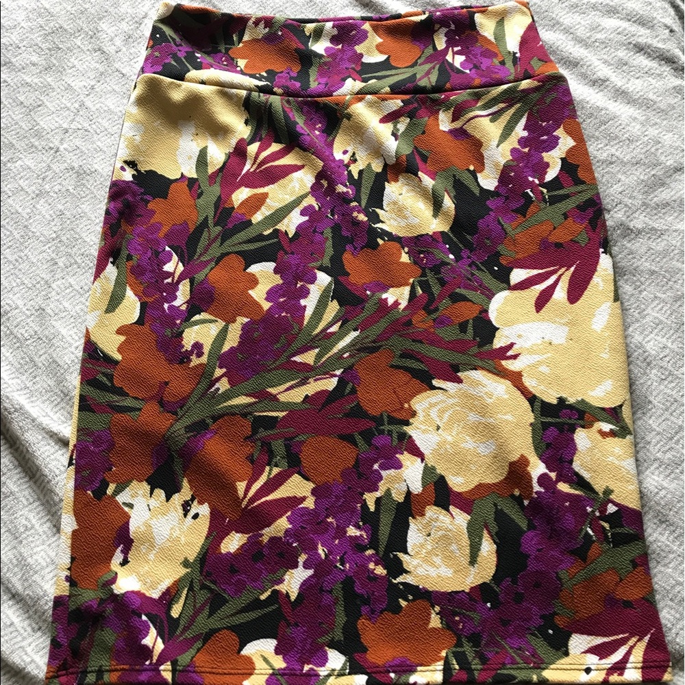 LuLaRoe Cassie Large