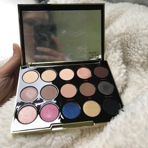 Lightly used UD Gwen Steffani LE eyeshadow palette