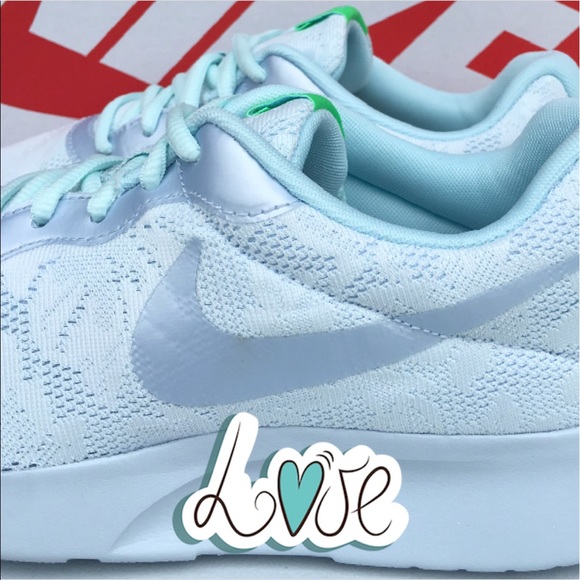 Newest Nike Mint Print Sneaker!  - Picture 4 of 7