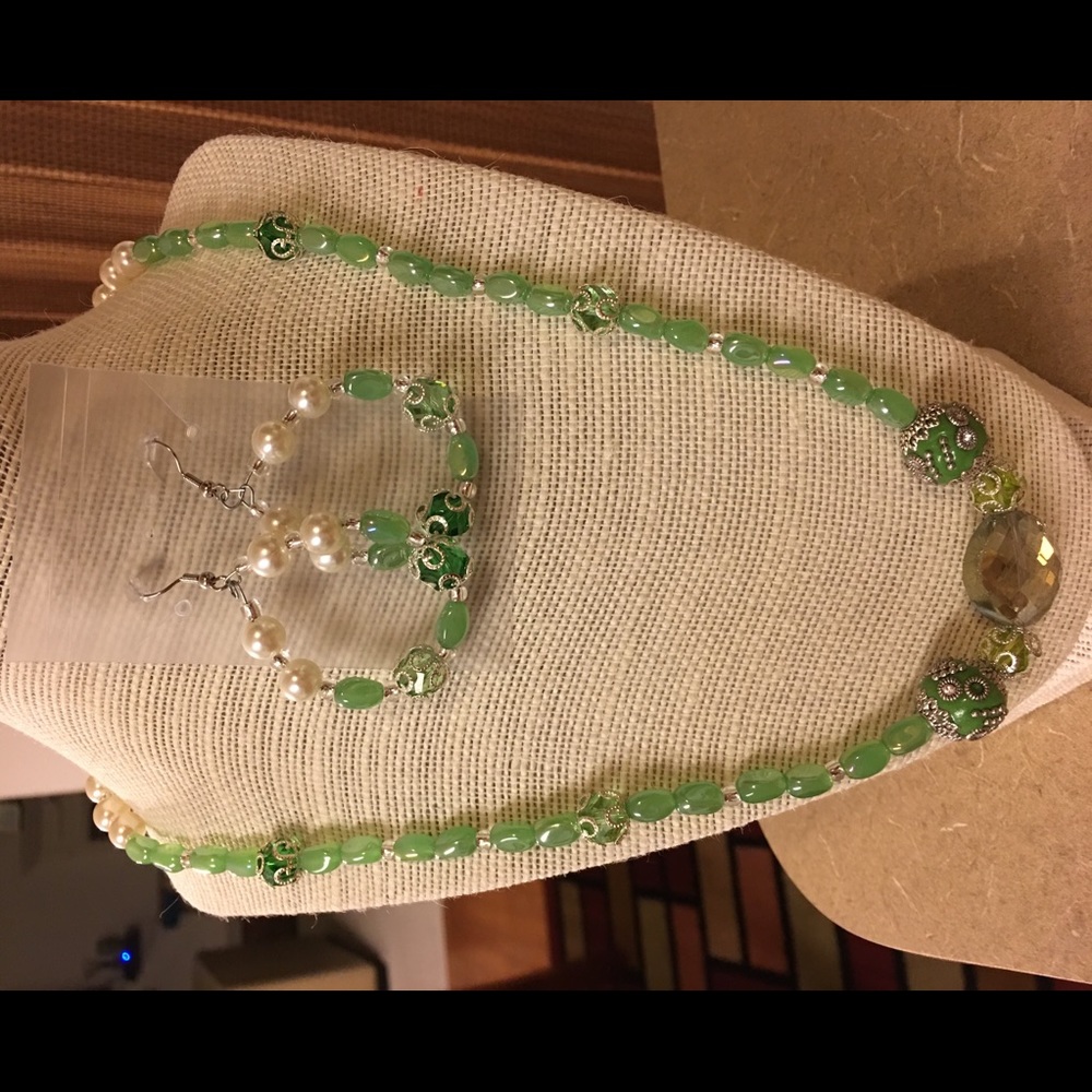 Beaded necklace and earrings