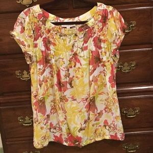 Short sleeve Loft floral blouson top