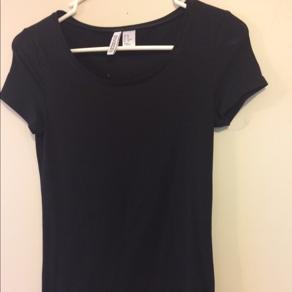 Black short sleeve T-shirt. H&M. Size extra small