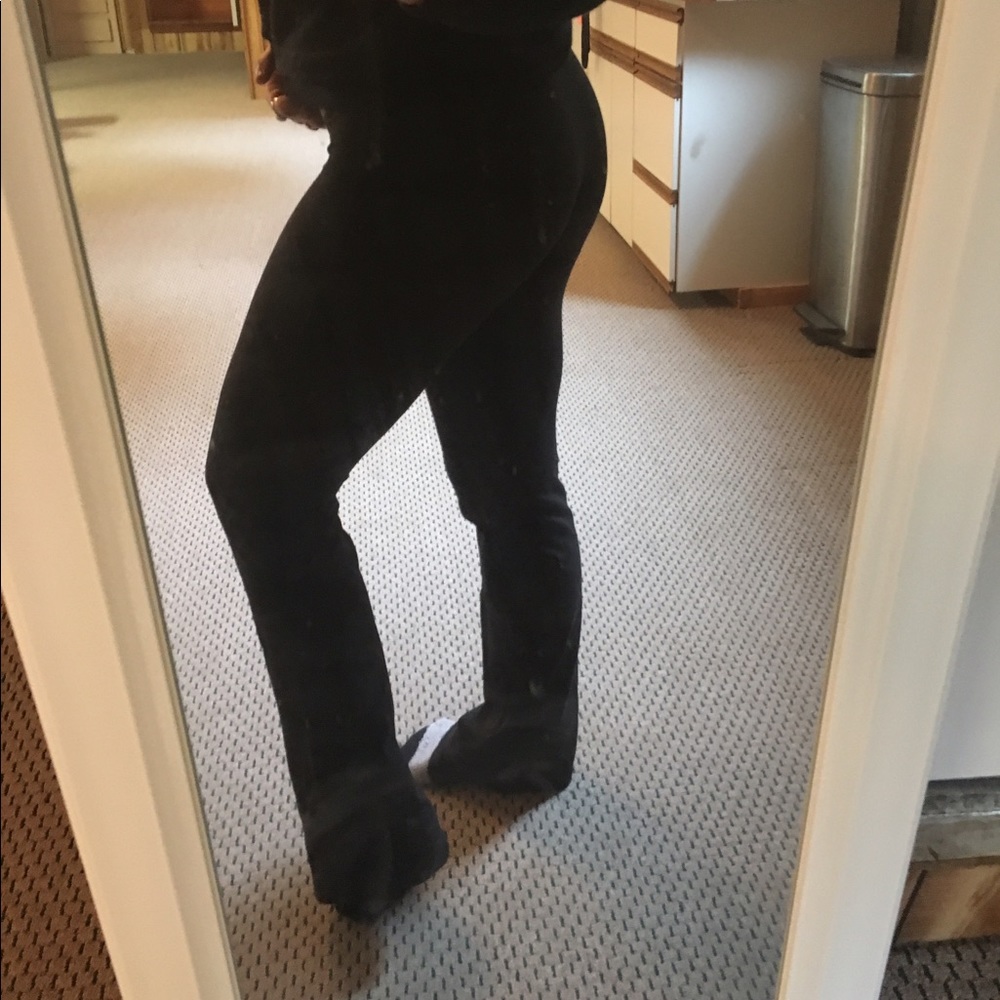 Additional pics of lululemon flare leggings