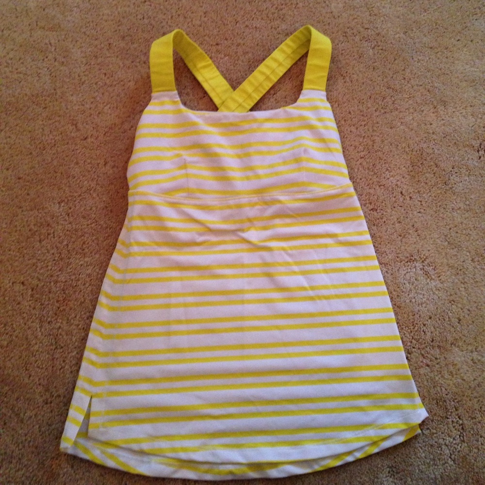 Lululemon sports tank