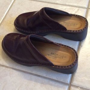 NAOT mule shoes size 38 euro. Fits my size US7.