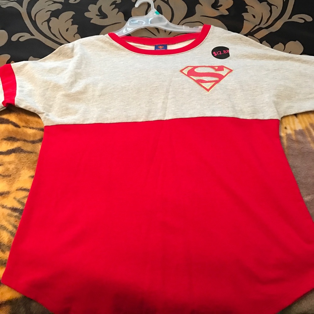 Brand new superman sweatshirt size large