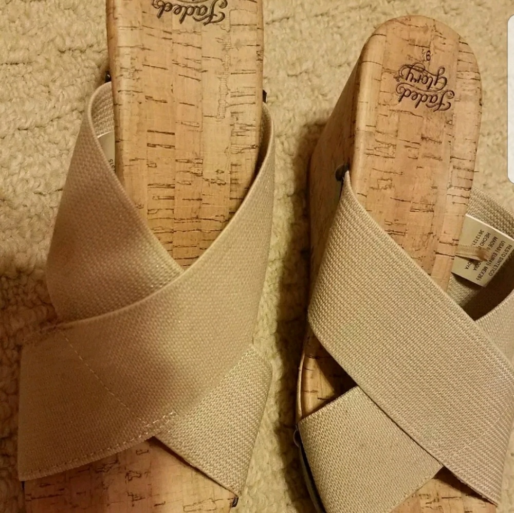 Women shoes