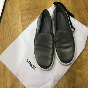 Vince size 5.5 sneaker