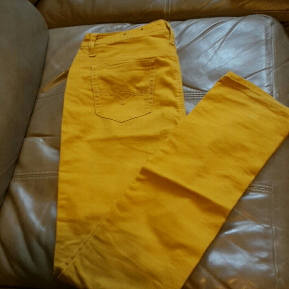 Mustard yellow pant