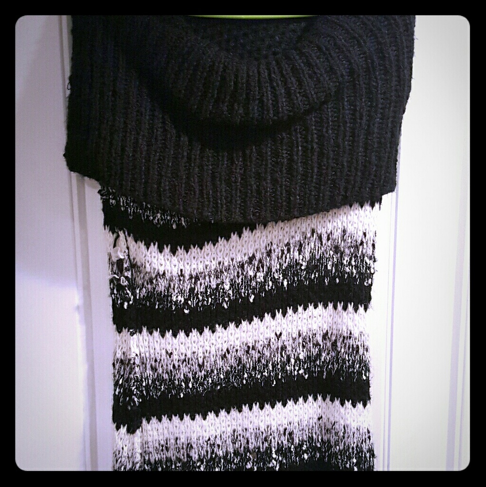Sweater dress xl to 2xl runs bigger very cute