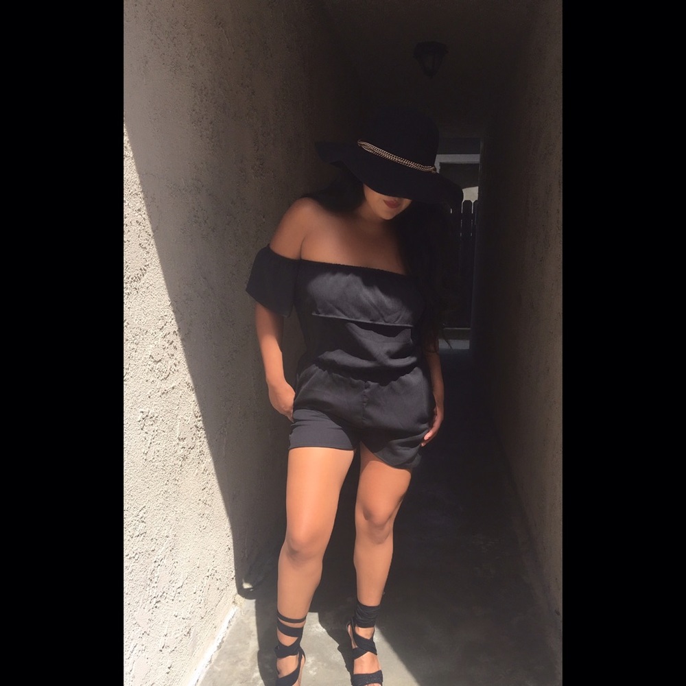 Romper - Picture 2 of 2