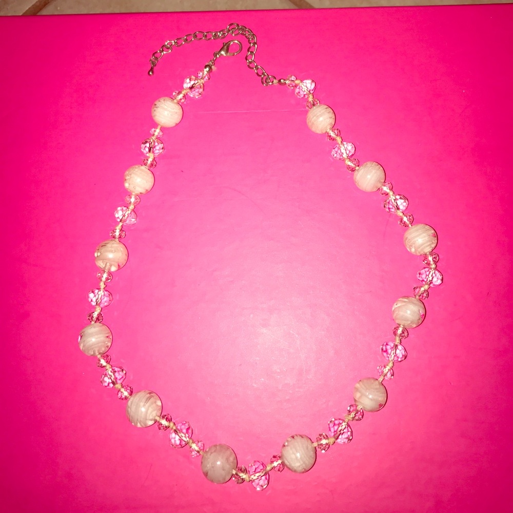 Adjustable white beaded necklace! 💕💕