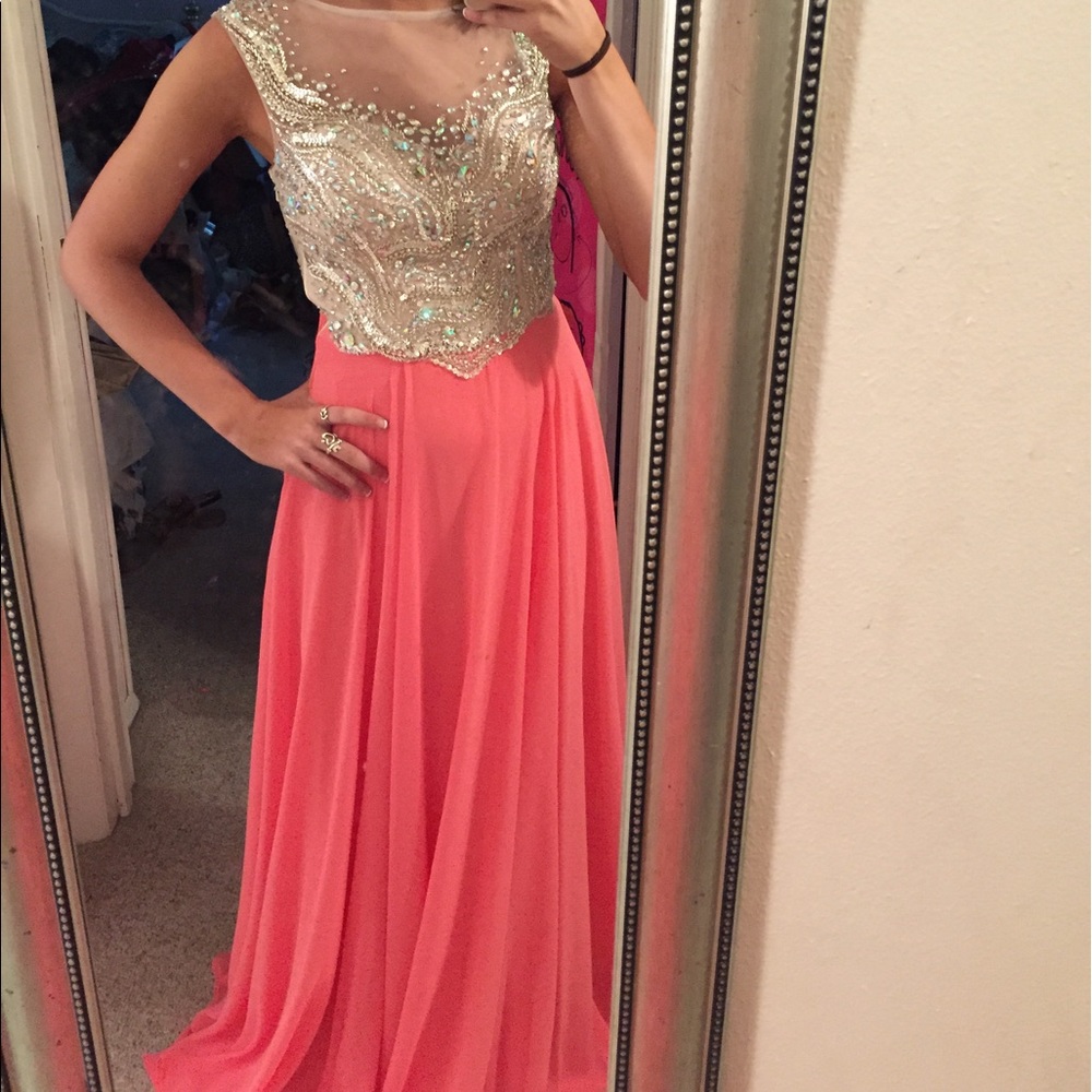 Prom dress