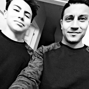 Meet your Posher, Manuel