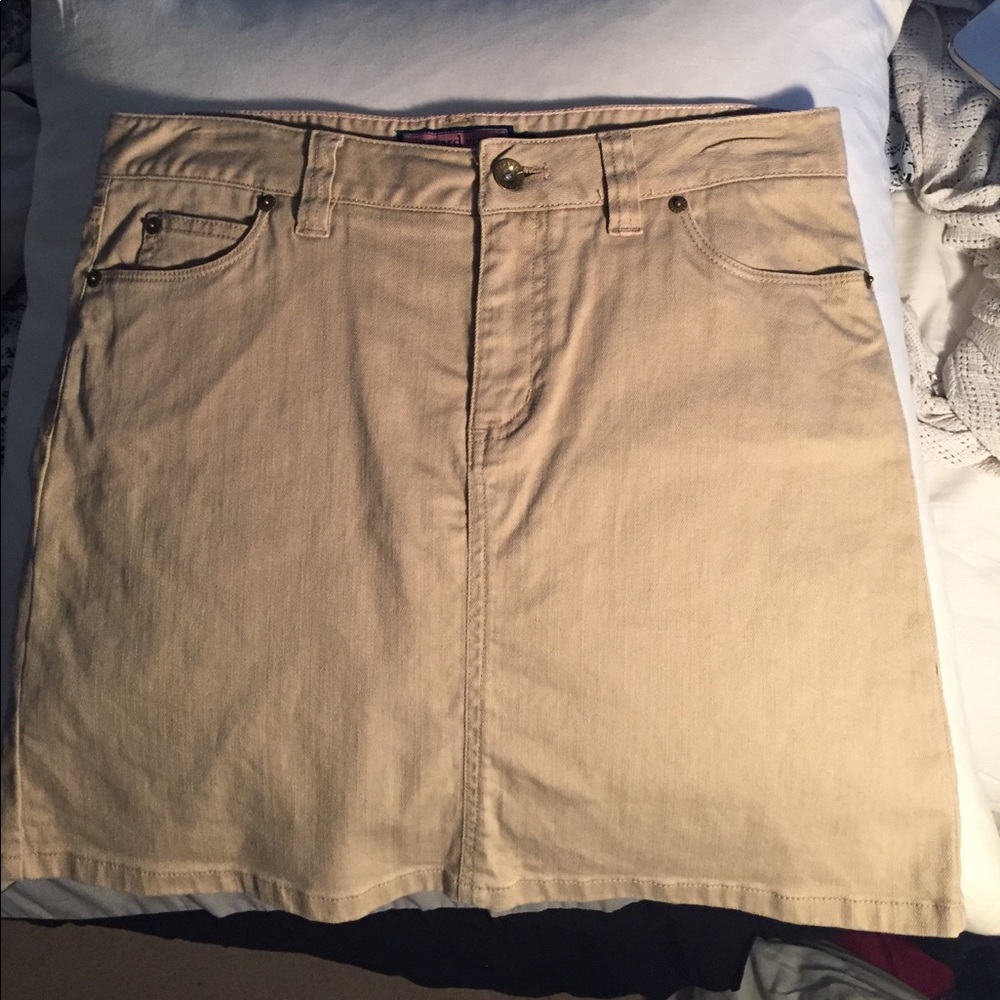 Vineyard Vines mini skirt