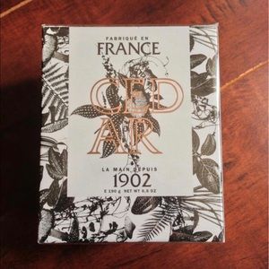 Major ISO!!!! Aritzia Cedar candle!!