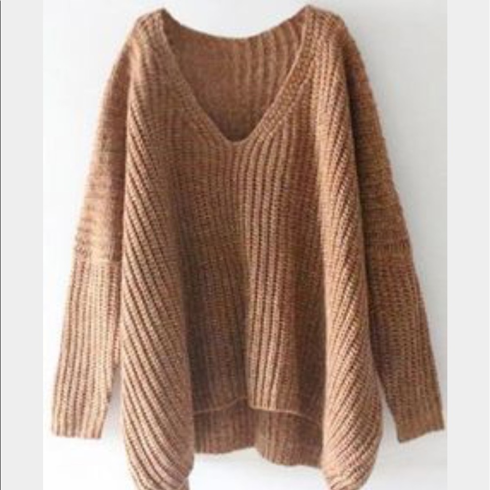 Oversized nude sweater