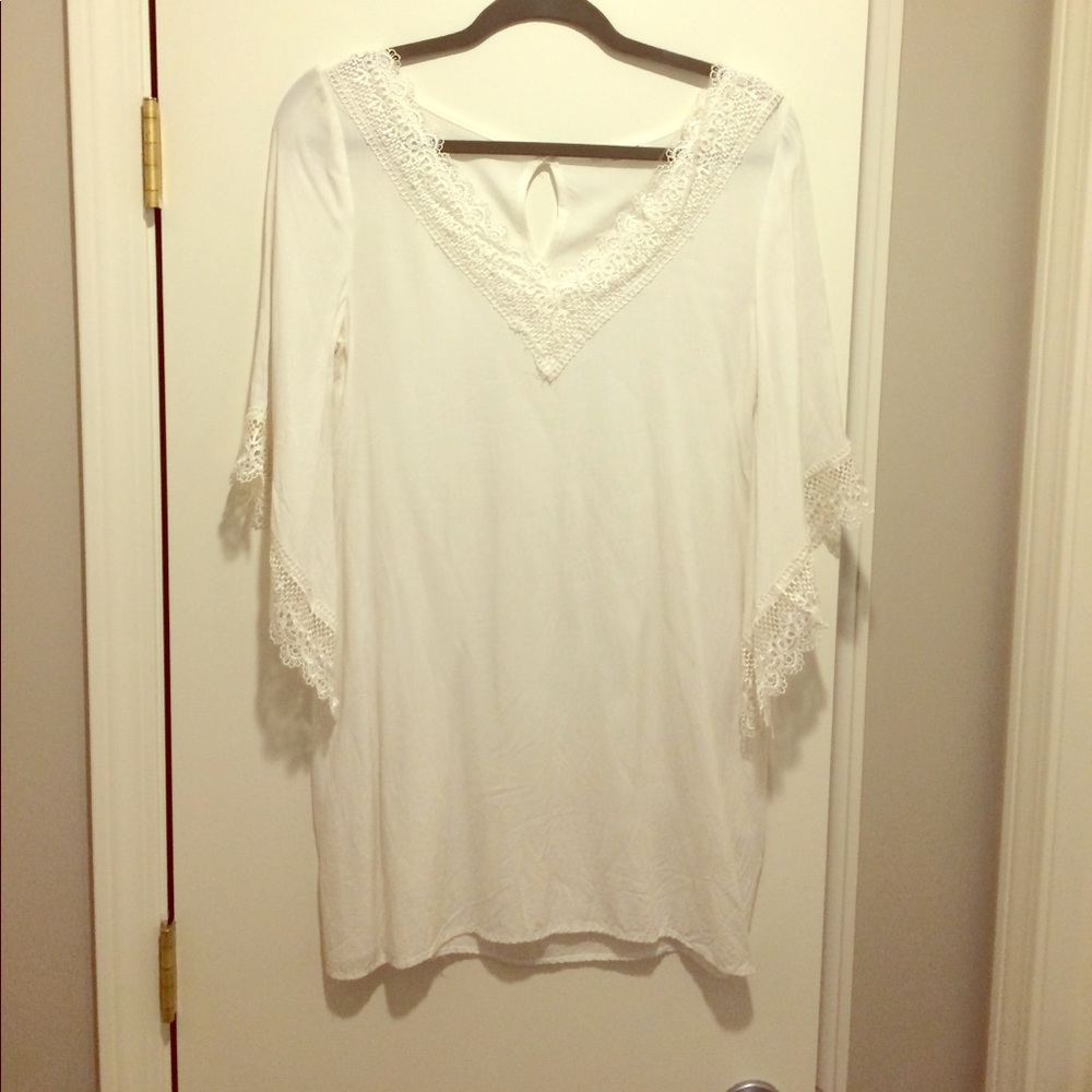 White Dress w/ Lace Trim on Sleeves and Neckline